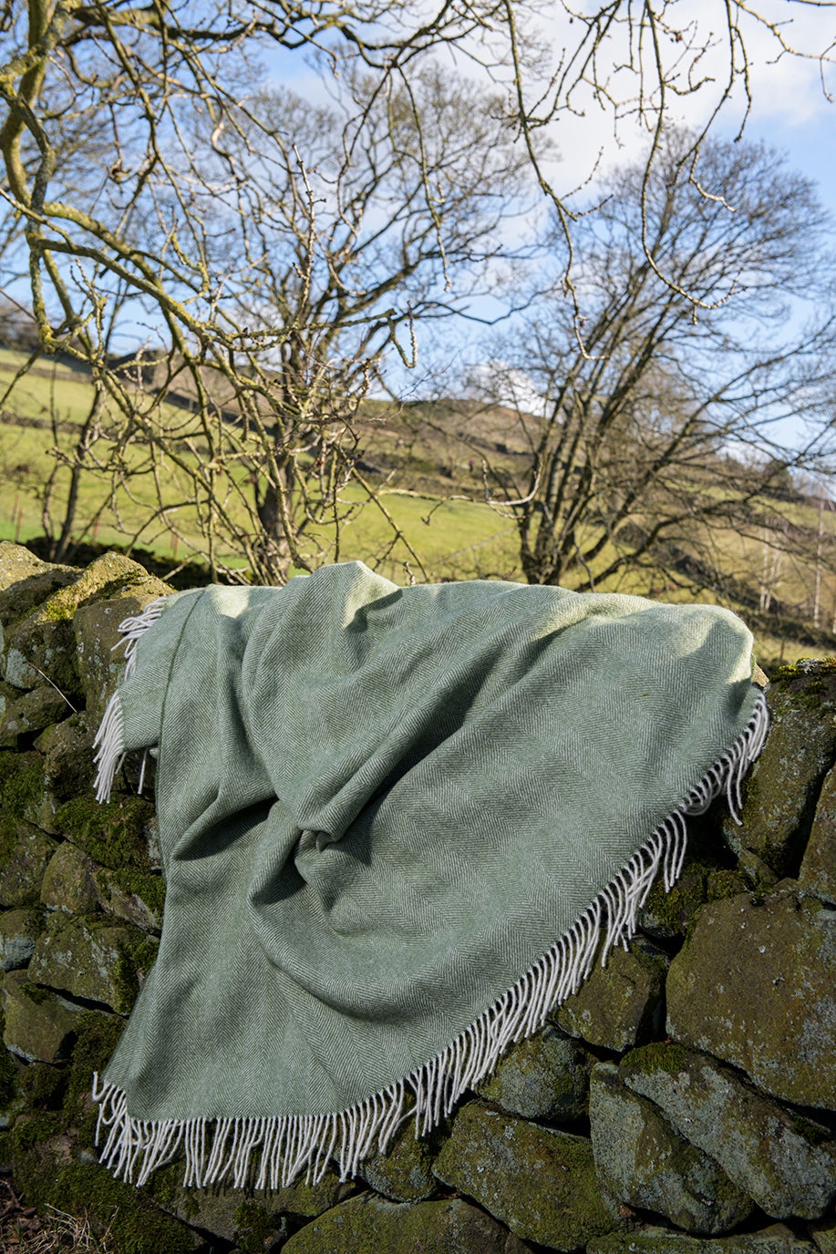 The Wilde Sheep Pure Wool Blanket Wool Bath